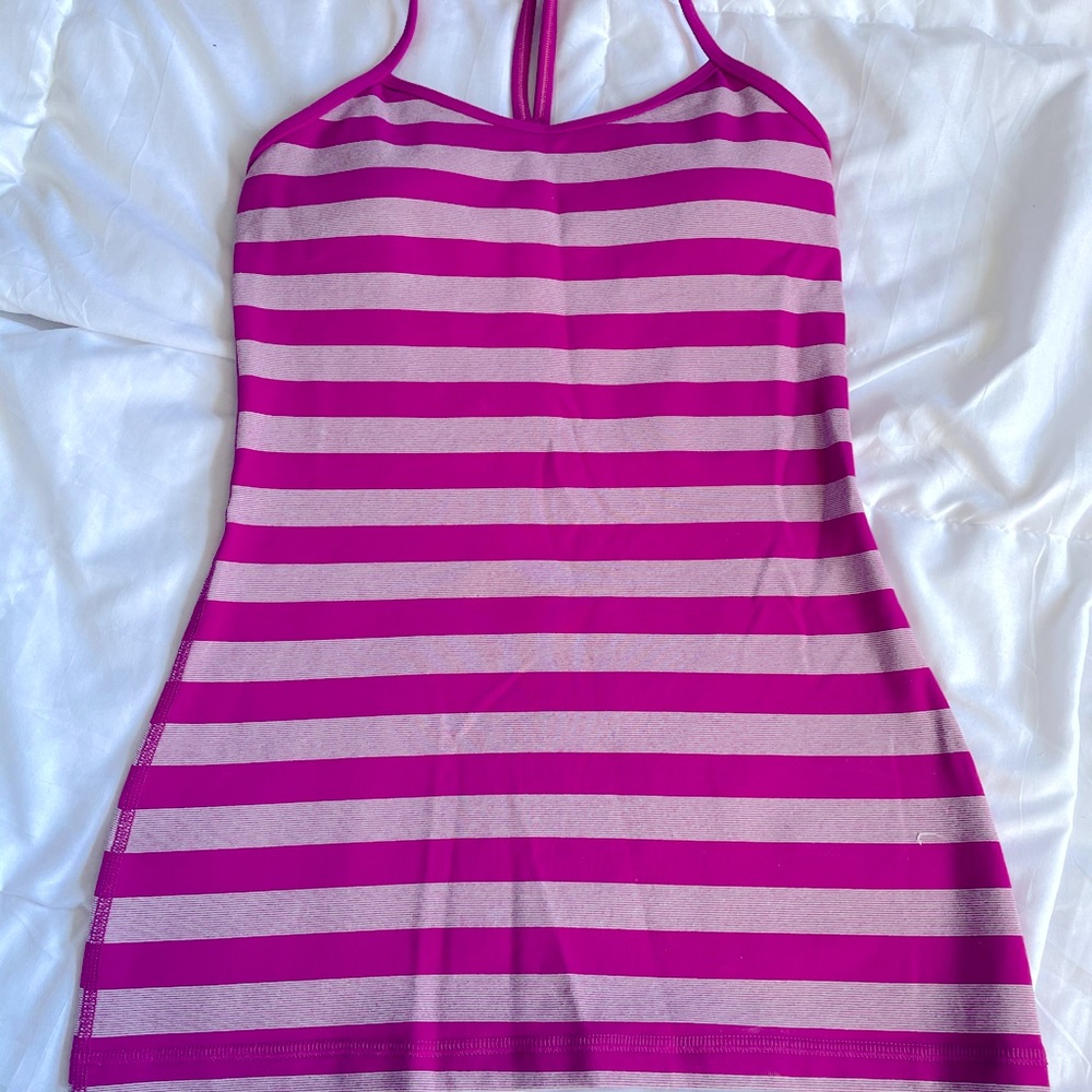 Lululemon tank